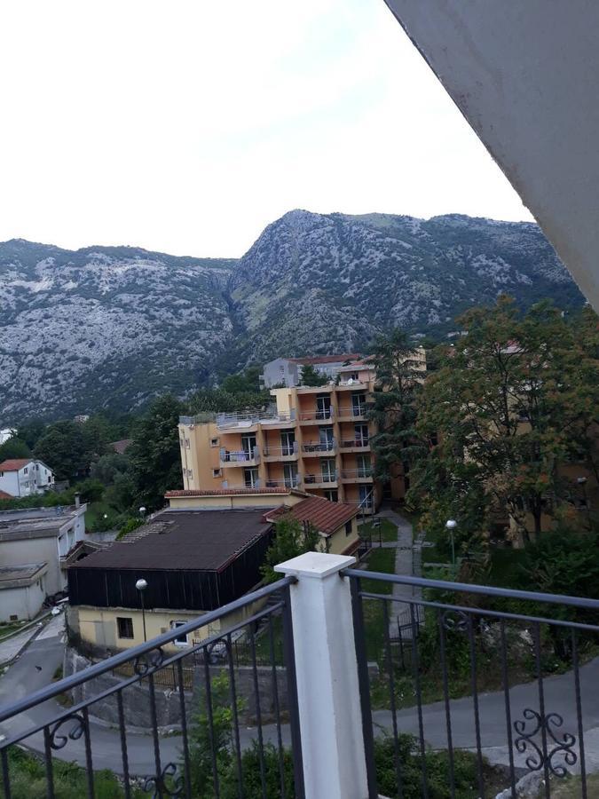 Apartmani Viza 里桑 外观 照片