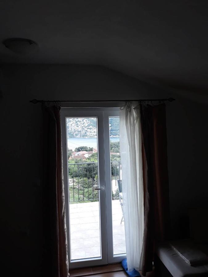 Apartmani Viza 里桑 外观 照片