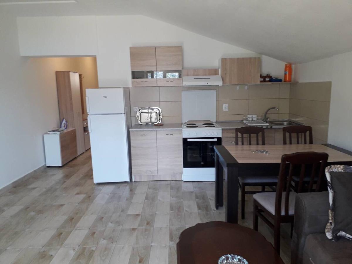 Apartmani Viza 里桑 外观 照片