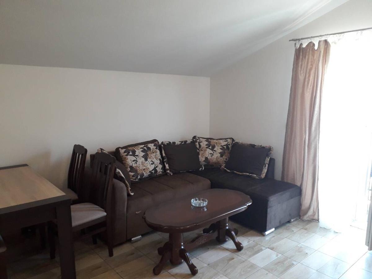 Apartmani Viza 里桑 外观 照片